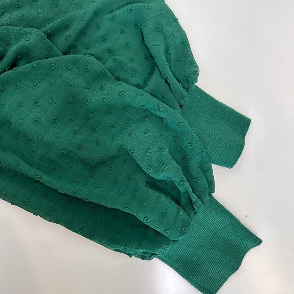 NWT CeCe Womens Clip Dot Sleeve Sweater Alpine Green Sz Large Semi Sheer Sleeve - Picture 8 of 12